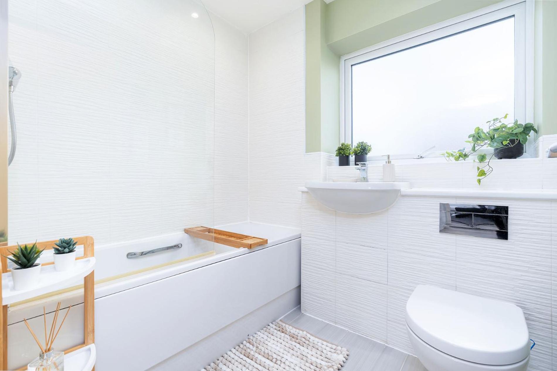 6 Guests - 3 Bedrooms - Free Wi-Fi - แมนเชสเตอร์ ภายนอก รูปภาพ