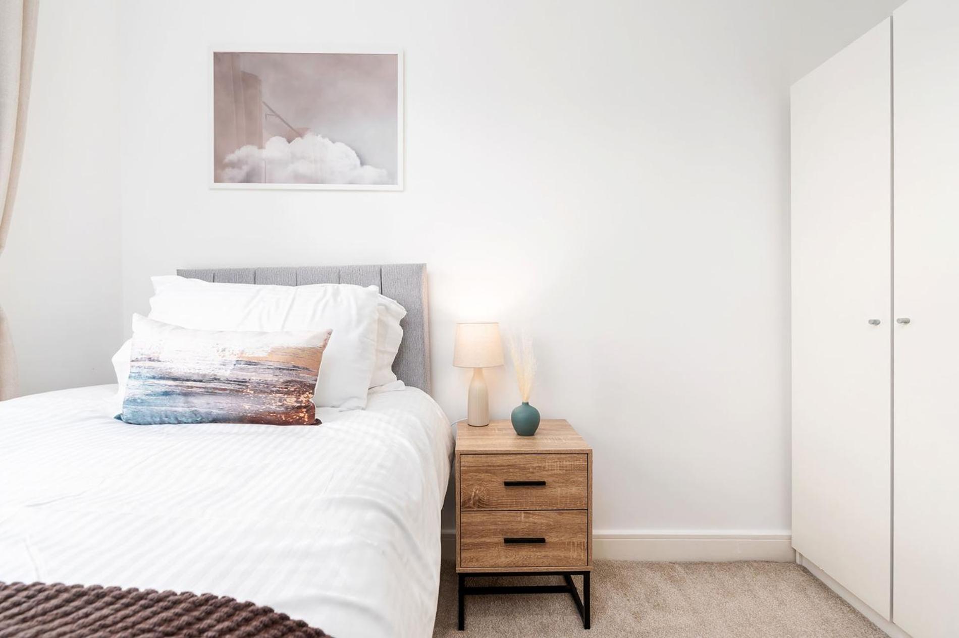 6 Guests - 3 Bedrooms - Free Wi-Fi - แมนเชสเตอร์ ภายนอก รูปภาพ
